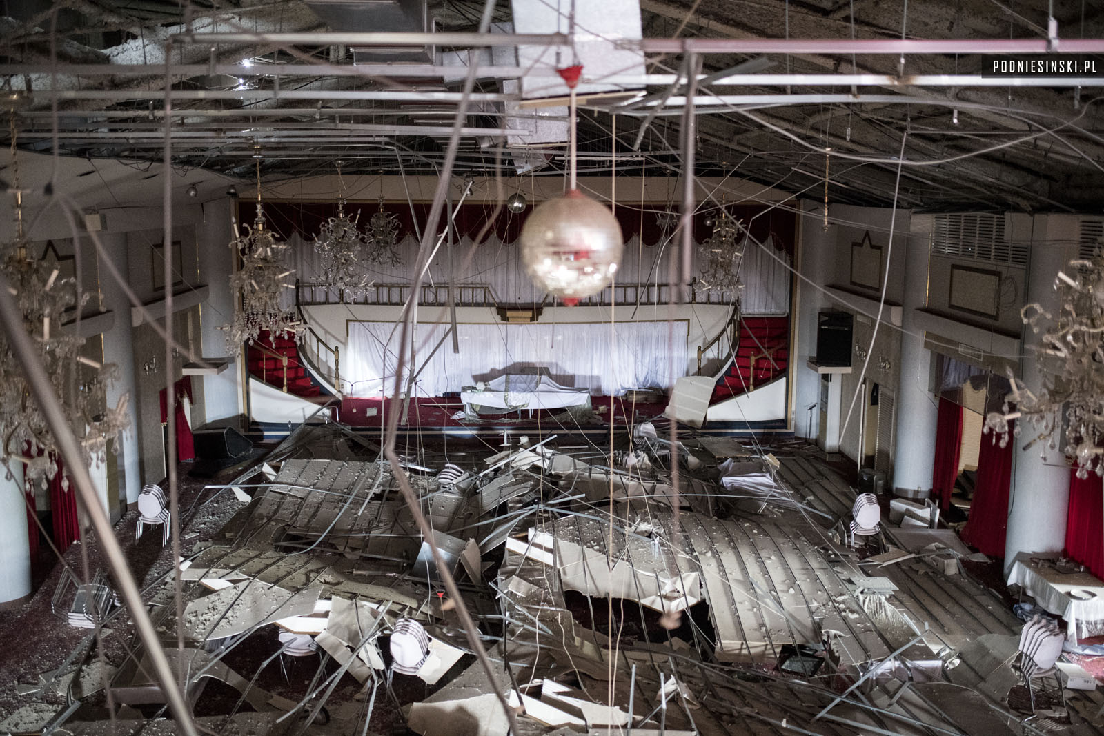 POD1484 - Cidade Fantasma - O fotógrafo polonês que entrou em Fukushima